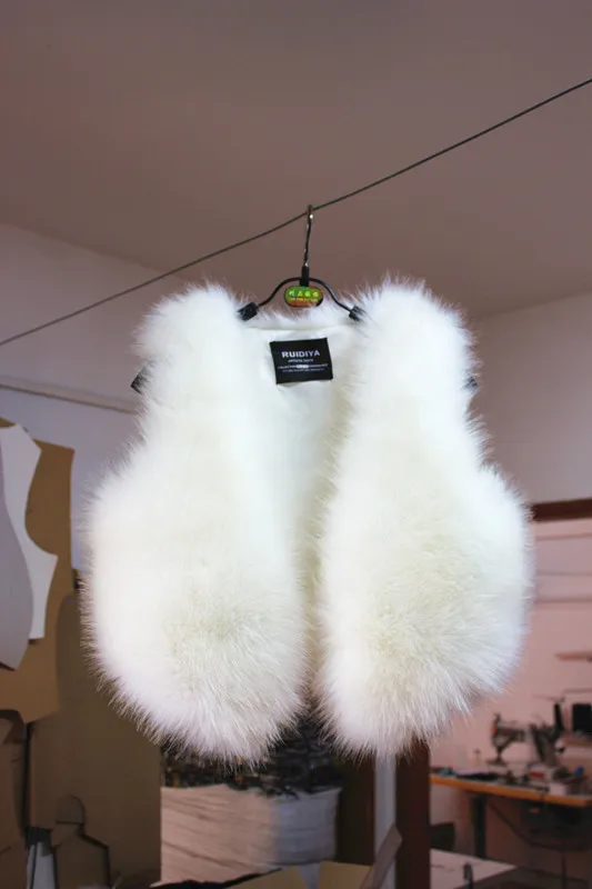 Autumn Winter Short Women's Vest Plush  Fur Jacket Slim Fit Belted Korean Style Trendy Shoulder Pad Coat Warm Commute Style