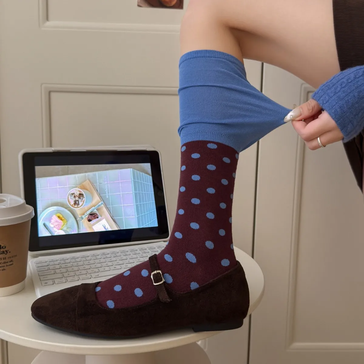 Korean Style Retro Color‑Block Polka Dot Calf Socks For Women, Knee‑High Fashion Ruffled Cuff Slouch Socks,Women Cotton Socks