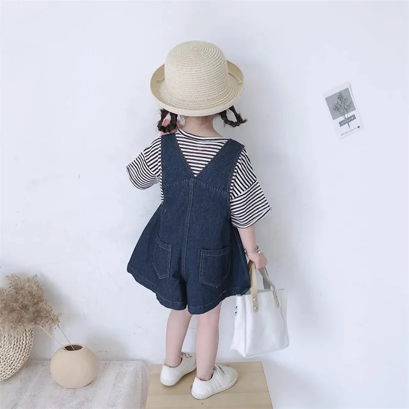 Summer Children's Loose Shoulder Strap Shorts Single Piece 2024 New Girls' Cowboy Strap Shorts Loose Strap Shorts 1-8 Years Old