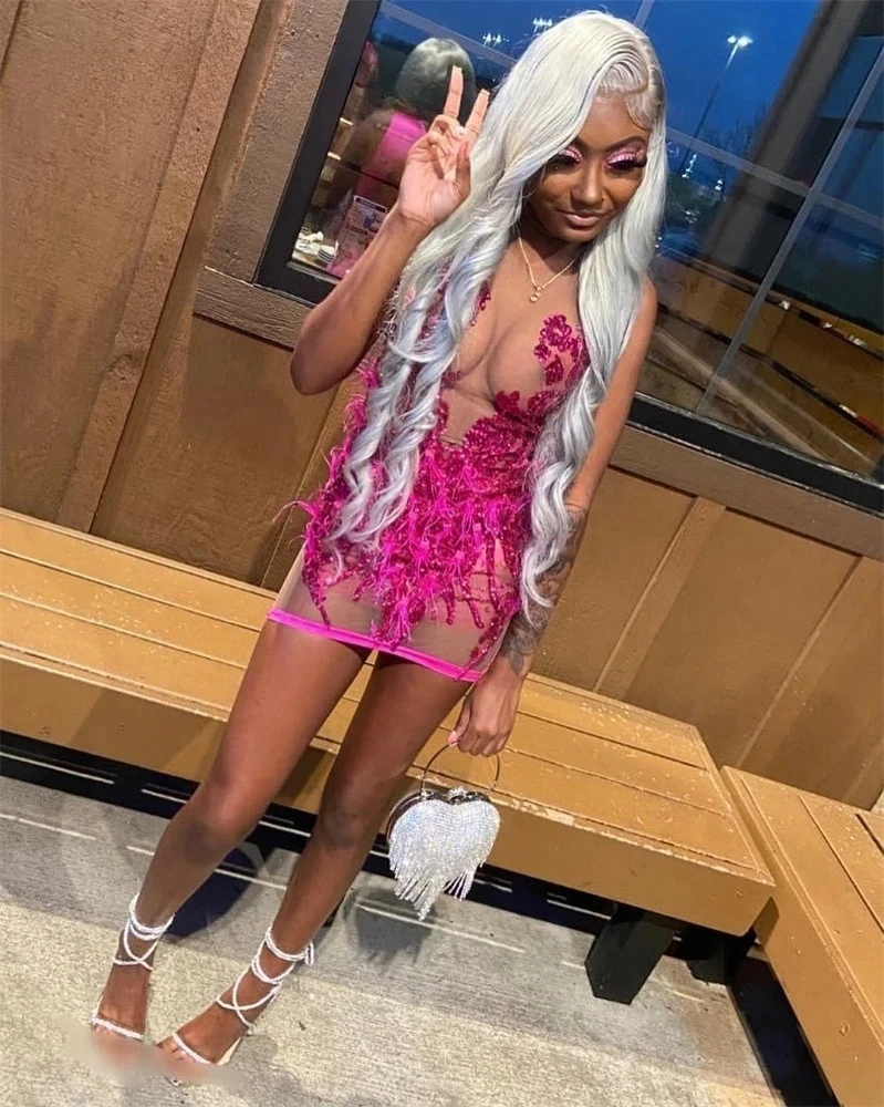 

Сексуальное короткое платье фуксия с перьями для выпускного вечера, черное платье для дня рождения для темнокожих девушек, африканские мини-коктейльные платья, индивидуальный пошив, 2026