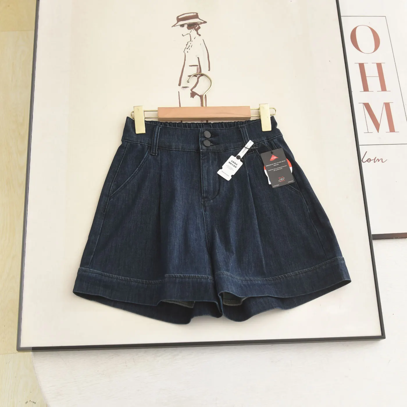 

High Waist Wide Leg Blue Jeans Shorts Women's Loose Fit Summer Casual High Elasticity Two Button Design Shorts for Ladies