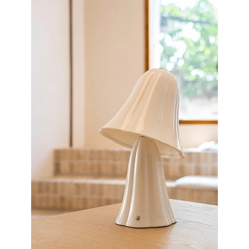 Ceramic mushroom table lamp, simple living room bedroom bedside atmosphere designer lamp, room bedside lamp
