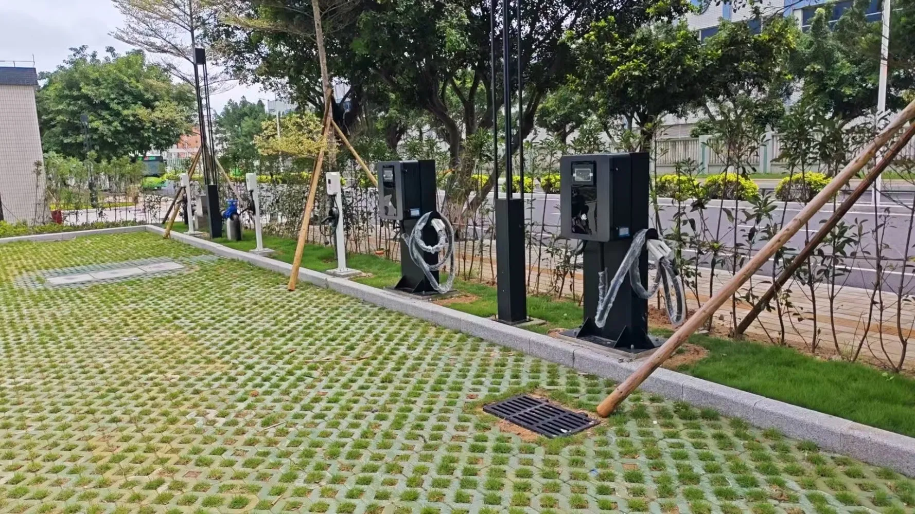 สถานีชาร์จรถยนต์ไฟฟ้าแบบติดผนั - Dc Fast Charger 30Kw Wallbox Commercial บทวิจารณ์และราคา