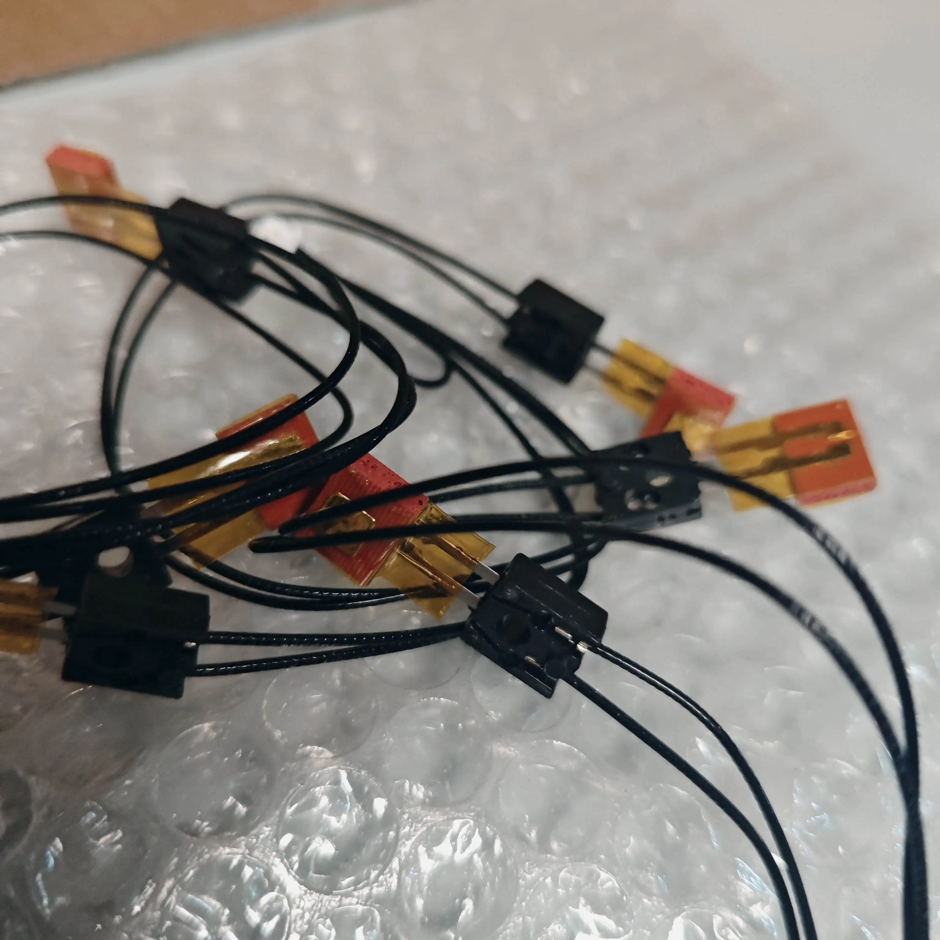 

1 шт. A1UDR71011 термистор фьюзера для Konica Minolta bizhub 223 283 363 423 7828