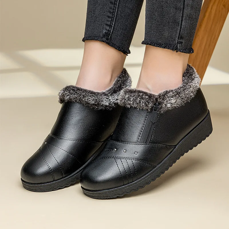 

Thickened Fleece Lined Cotton Shoes for Women Winter Warm Soft Bottom Leather Anti-Slip Short Boots Casual Style Zipper Closure