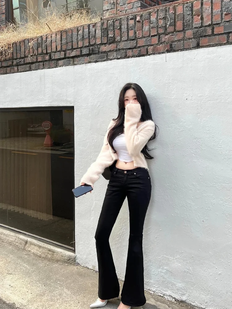 

Джинсы с низкой талией и расклешенными штанинами, женские стильные эластичные облегающие брюки, подчеркивающие фигуру, длинные брюки в корейском стиле, модные осенне-зимние джинсы