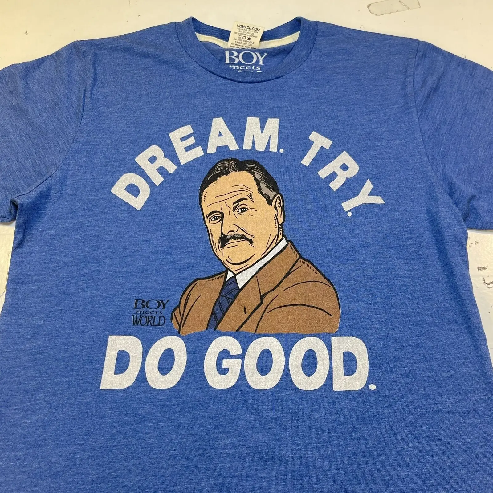 Футболка мужская с длинным или коротким рукавом и надписью «HOMAGE BOY meet WORLD»