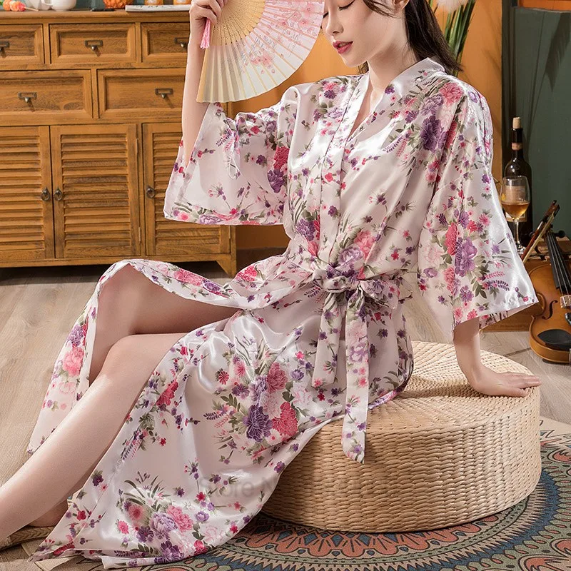 Flower Lady Sexy Robe Sleepwear Plus Size 3XL Long Nightgown Satin Lady Night Dressing Bath Gown Bride Bridesmaid Wedding Kimono