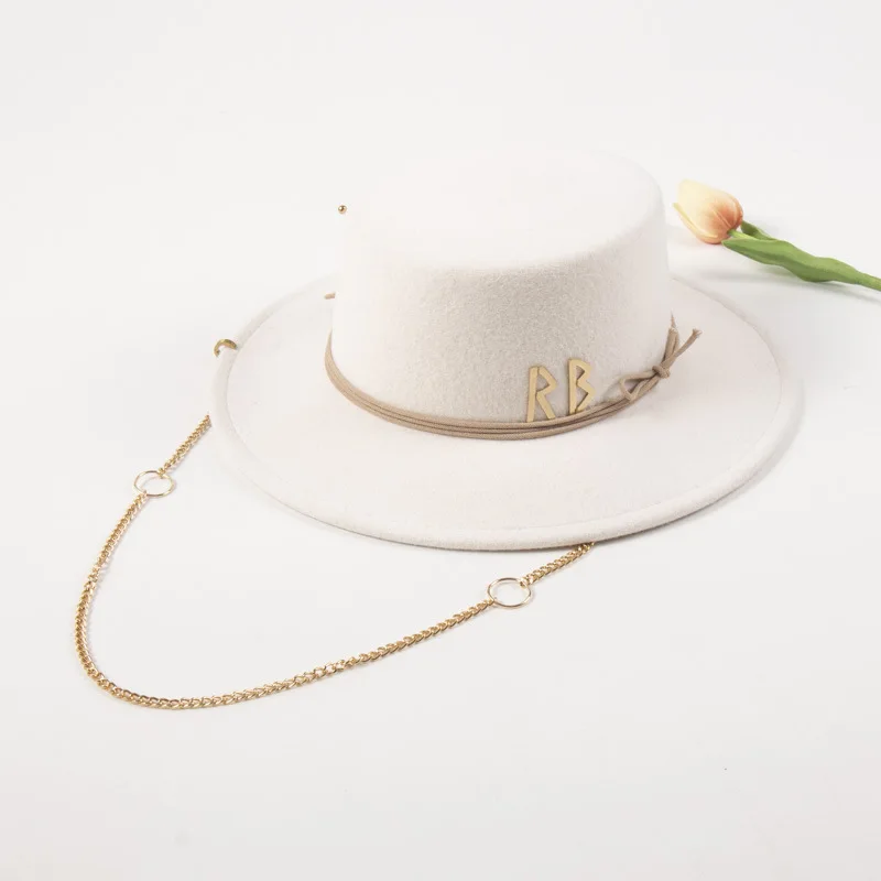 Women Fashion Letter Flat Top Fedora Metal Chain Decor Wool Felt Hat Autumn Winter Warm Cap