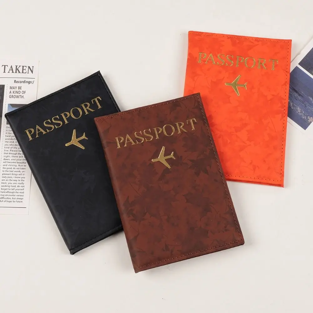 

Maple Leaves Print Passport Holder Multi-function PU Leather Credit Card Case Waterproof Wallet Card Holder for Women/Men