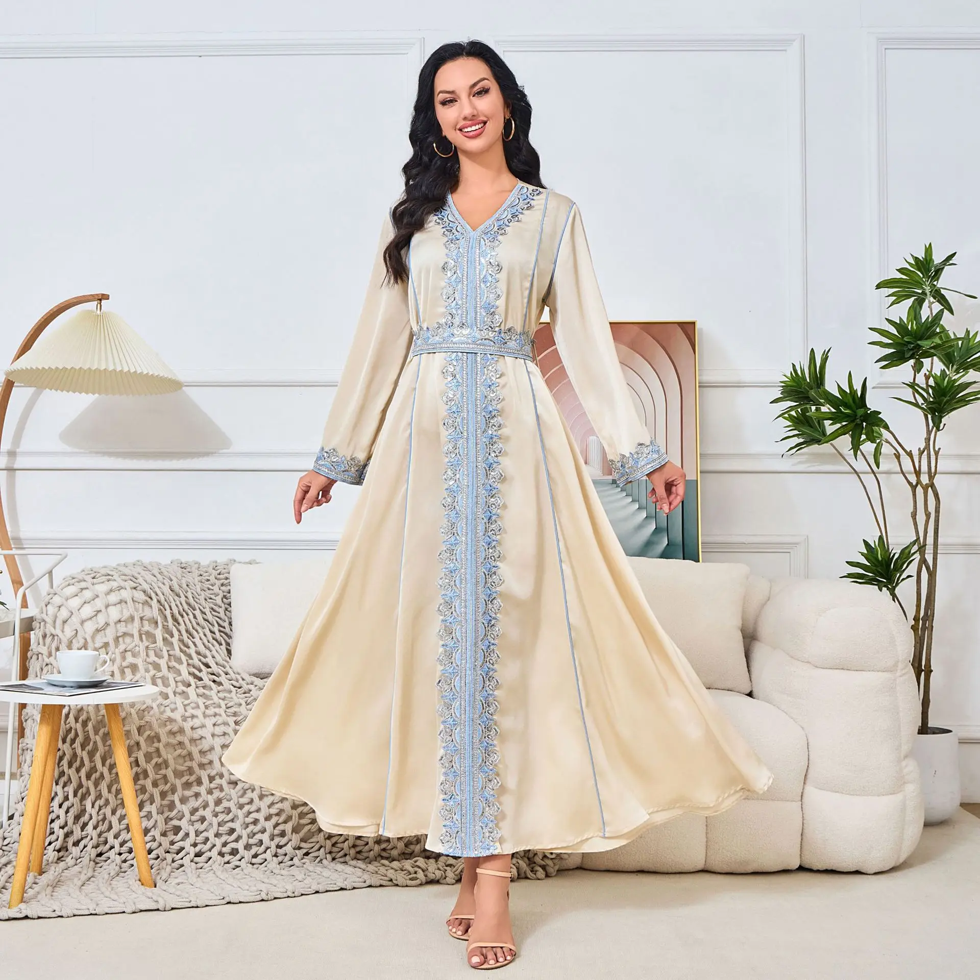 

2025 Saudi Arabia-Turkey Fashion Women's Summer New Embroidered V-Neck Robe with Dubai-Style Split Hem Long-Sleeve Dress