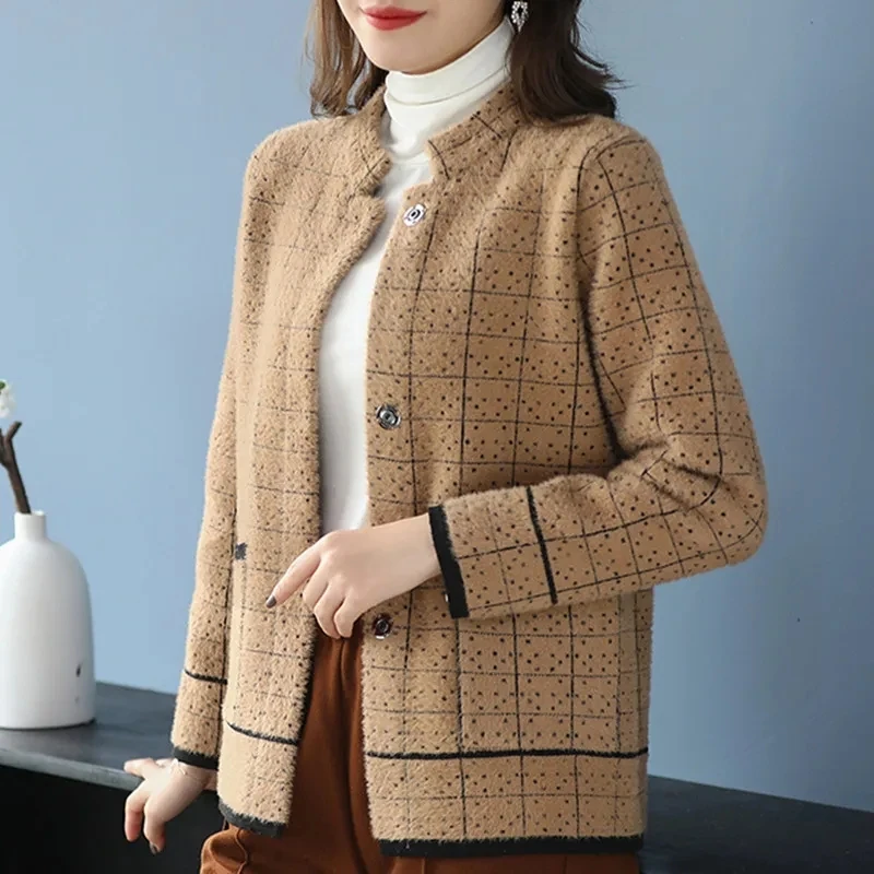 

2023 New Autumn Winter Imitate Mink Velvet Sweater Women Jacket Fashion Single-Breasted Coat Female Casual Outerwear Ladies Tops