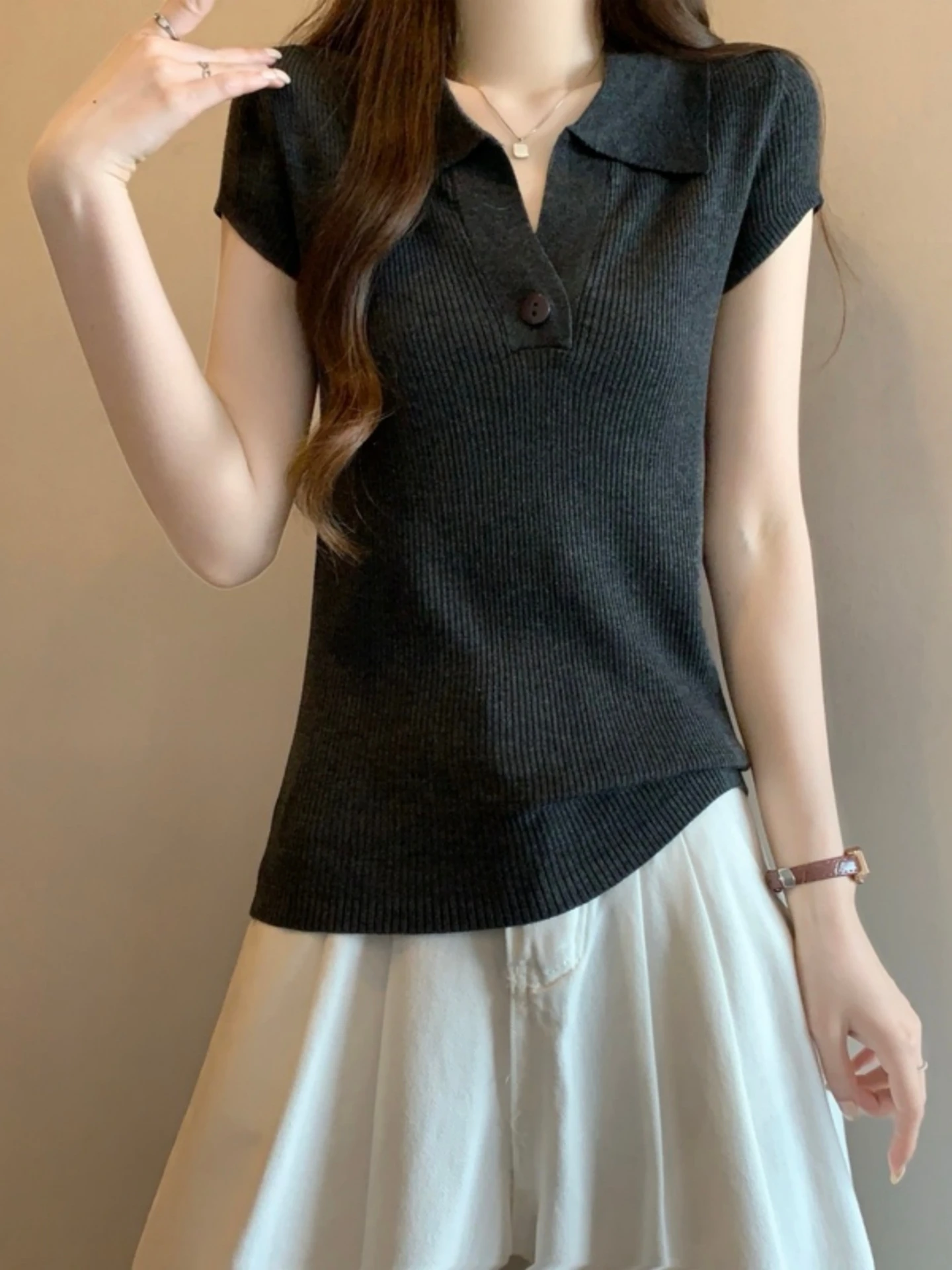 Women's Slim Fit  Shirt Ice Silk Short Sleeve V-Neck Summer T-Shirt Soft Comfortable Knitted Top Regular Shoulder Padded
