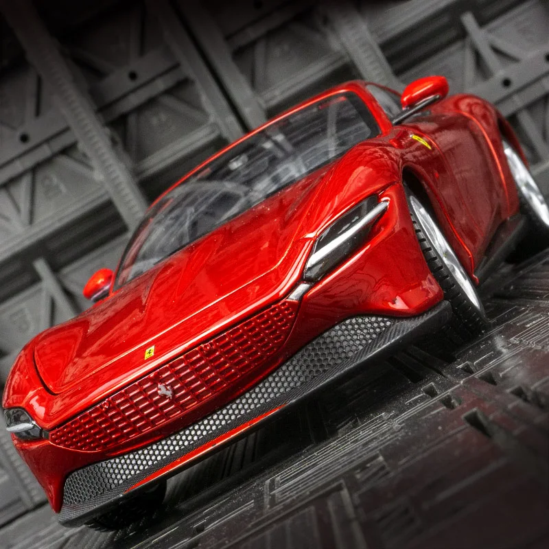 

Bburago 1:24 моделирование Ferrari Roman сплава суперкар модель коллекция автомобильных аксессуаров, передние колеса могут обернуть, двери могут открыть