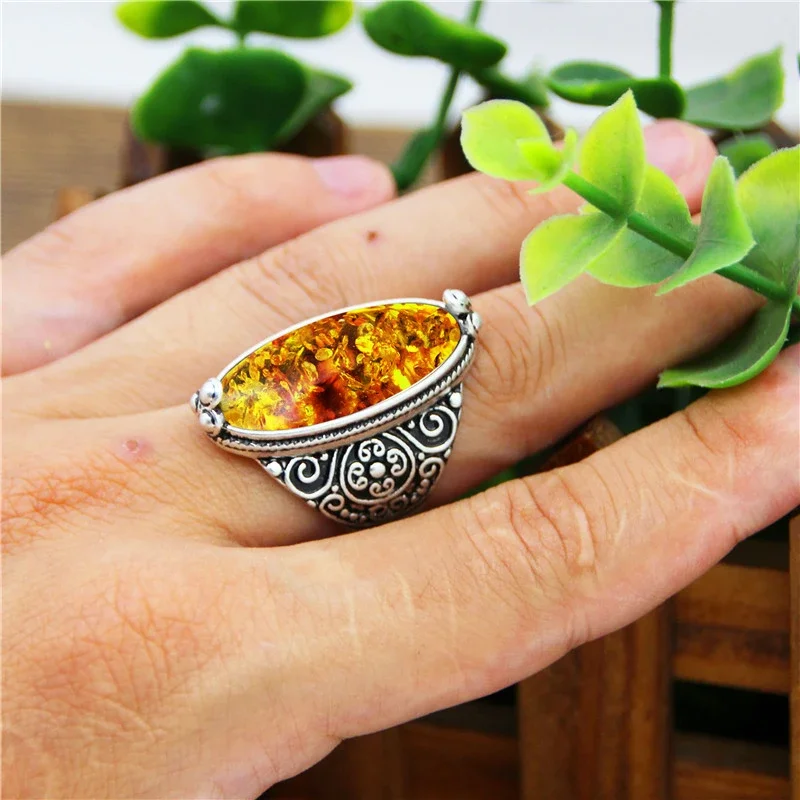 Eye Shape Synthetic Ambers Rings For Women Vintage Look Flower Resin Fashion Ring