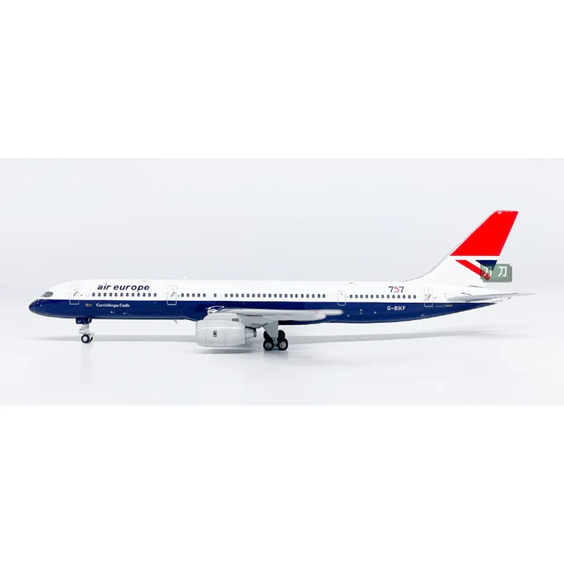 

Масштабная модель самолета NG 1/400 European Aviation B757-200 G-BIKF из сплава, коллекционный предмет декора