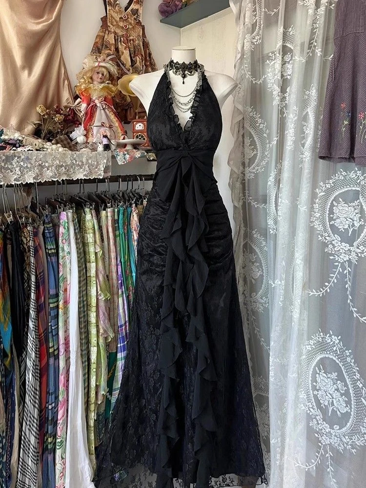Discover the Ultimate 2000s Bandeau Dress: A Nostalgic and Stylish Choice  for Modern Women