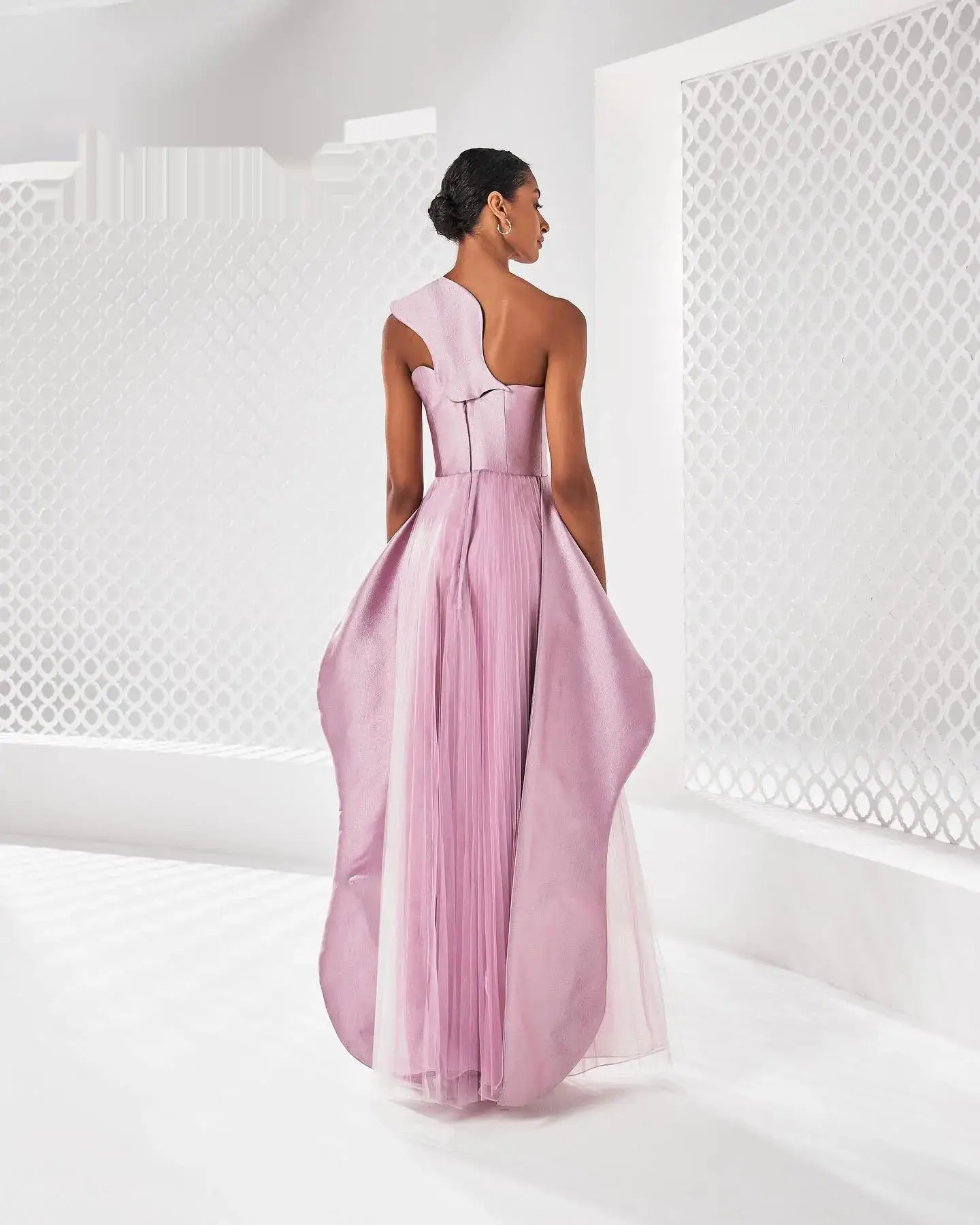 Vestido de noche rosa de un hombro para mujer, vestido de noche hasta el suelo, vestido de verano de barrido, vestido de fiesta elegante para mujer de Dubái 2024