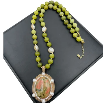 MVN054 natural raw stone flower emerald with medieval pearl inlaid hot sale necklace light luxury banquet style beaded chain