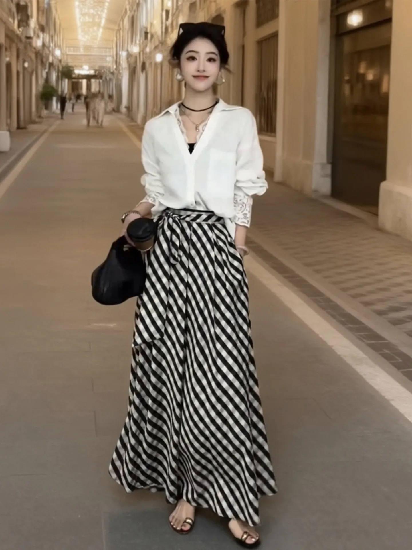 

Spring Fashion plus Size Women's Lace Shirt Top Plaid Skirt Set Casual Style High Waist V-Neck Button Closure Two-Piece Set