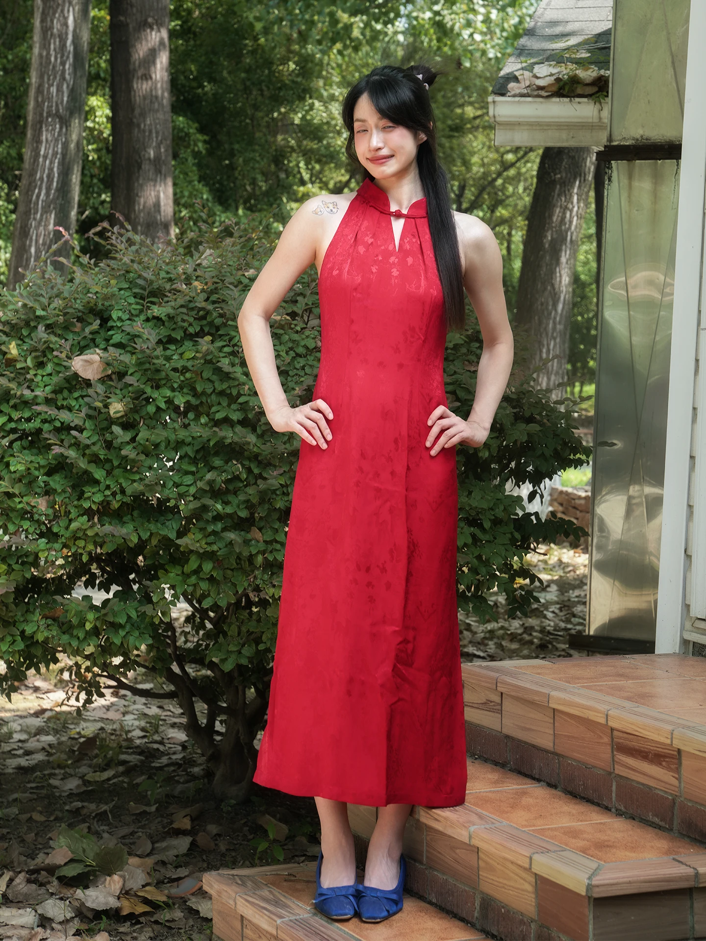 

Red Chinese Style Hollow out Collar Long Drifting Belt Wedding Dress New Bride Ceremony Costume Skirt Vintage Wind