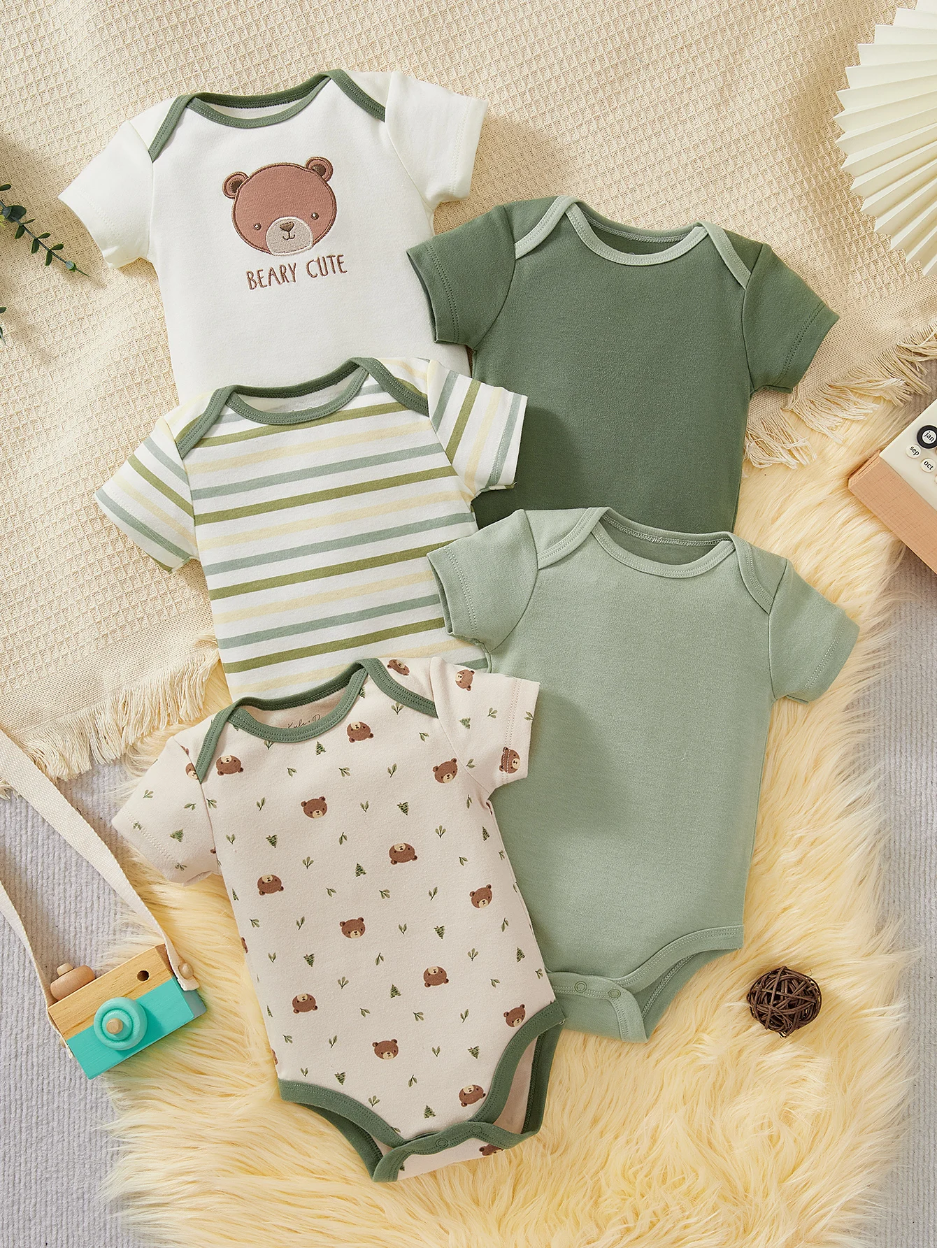 New Fashionable Five-Piece Baby Romper Set with Cartoon Print Pattern Summer Outfit for Baby Boys and Girls Infant Clothing