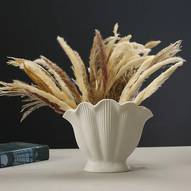 High-End Unglazed Shell Ceramic Vase, Decor Ornament for TV Cabinets, Entrances