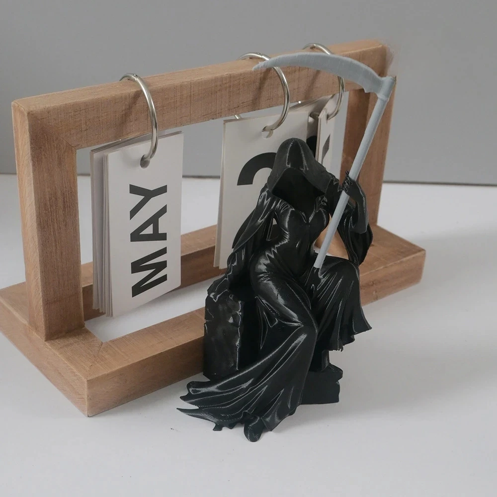 Gothic Scythe Reaper Resin Tabletop Statue Home Desk Ornament Spooky Halloween Centerpiece For Women Dark Style
