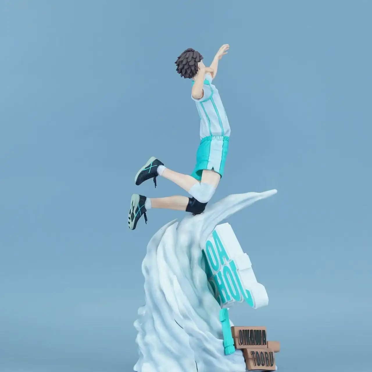 Novo em estoque gk 36cm haikyuu oikawa tooru hinata shoyo anime figura de ação haikyuu boneca brinquedos crianças ornamento presente