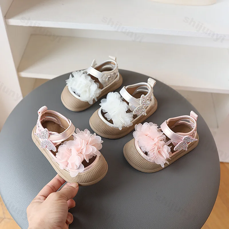 

Summer Girls Sandals Sweet Hollow-out New Sequins Kids Dress Princess Shoes Causal Elegant Children's Rhinestone Flat Sandals