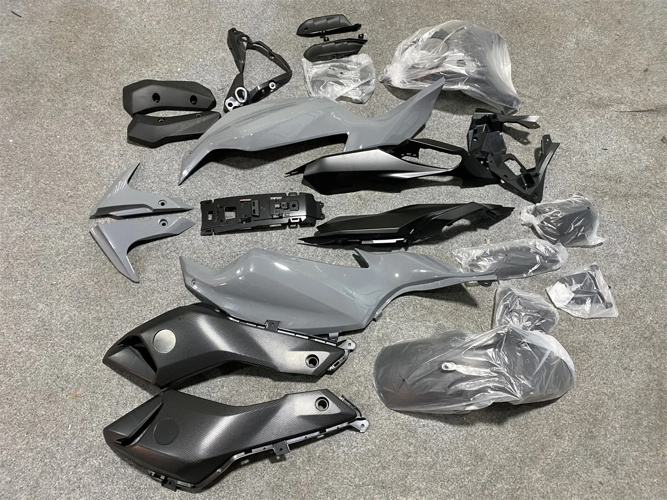 Motorcycle fairing kit for Yamaha MT-07 2013 2014 2015 2016 2017 years -07 13-17 Fairing cement grey black