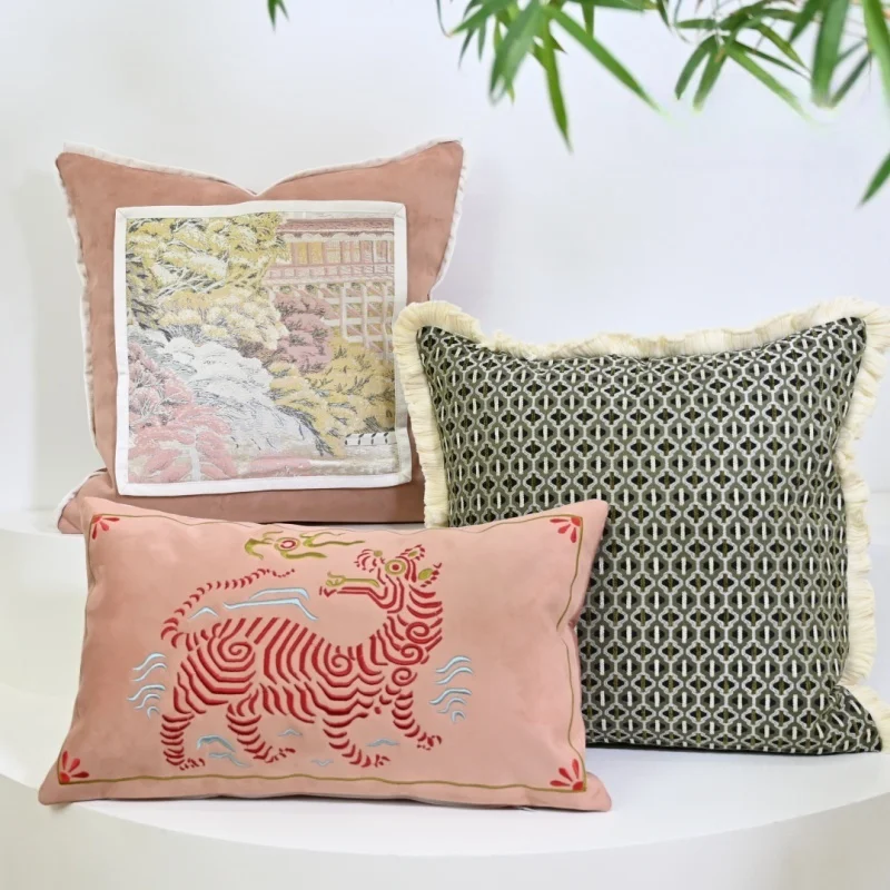 Retro Leopard Pillo…