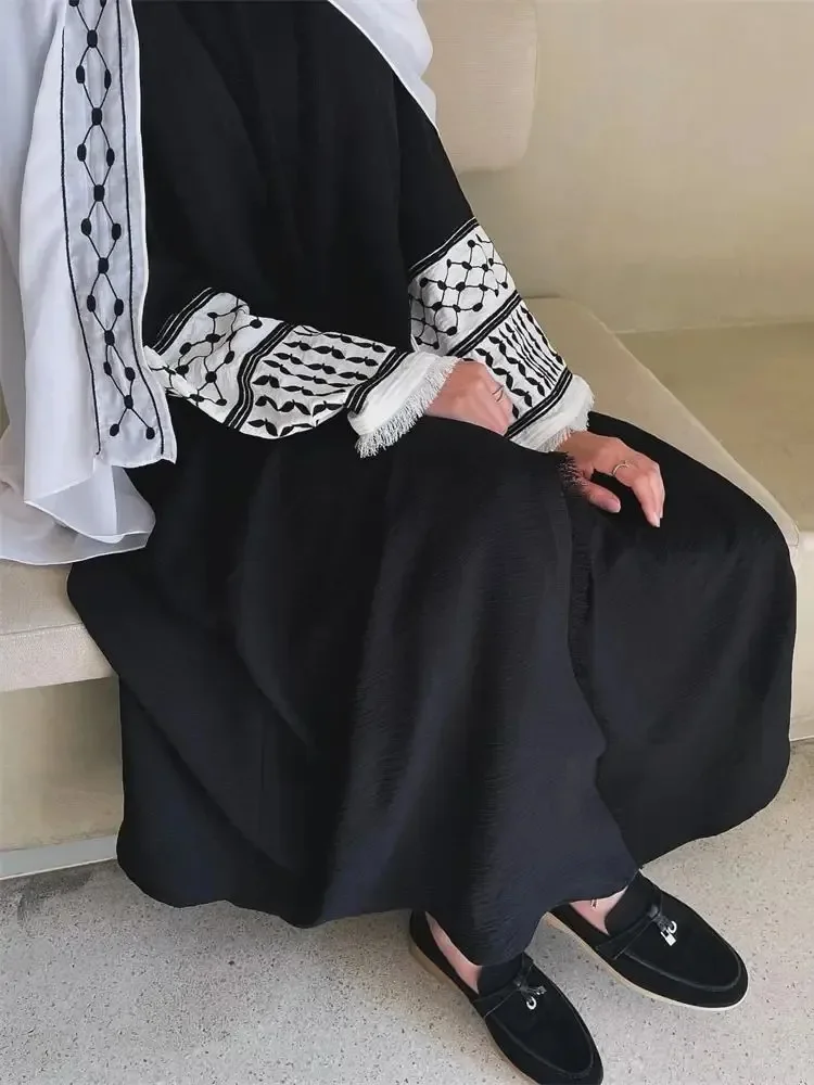 Haute qualité Ramadan ouvert broderie gland rose Kimono Abaya dubaï luxe musulman Islam caftan robe Abayas femmes Kebaya Caftan