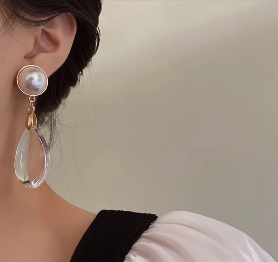 Steel needle resin dinner water drop exaggerated vintage Pearl Earrings for women Fashion Jewelry