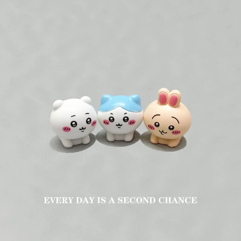 

Chiikawa Kawaii Sanrio Anime Creative Lovely Doll Pendant Desktop Decoration Cute Cartoon Baby Toy Car Patch Gifts Toys