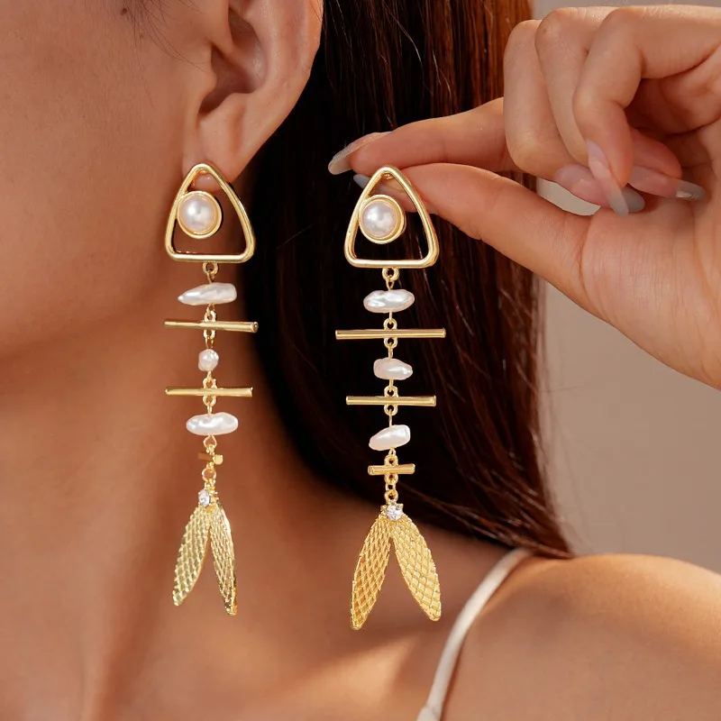 

Fashionable Exaggerated Pearl Fish Shaped Dangling Earrings, Personalized Women's Tassel Earrings, Elegant Women's Jewelry