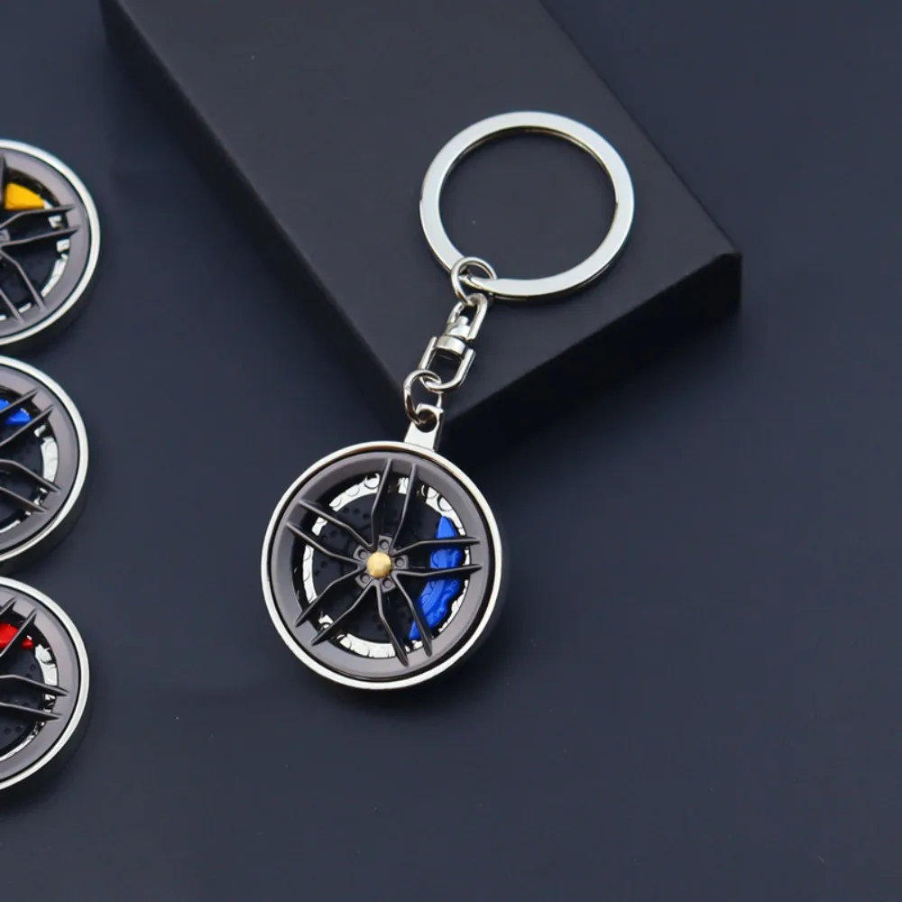 Rotatable Wheel Hub Key Chain 3D Zinc Alloy Wheel Hub&Brake Keychain Fingertip Gadget Fidget Car Accessories Keychain Car Key