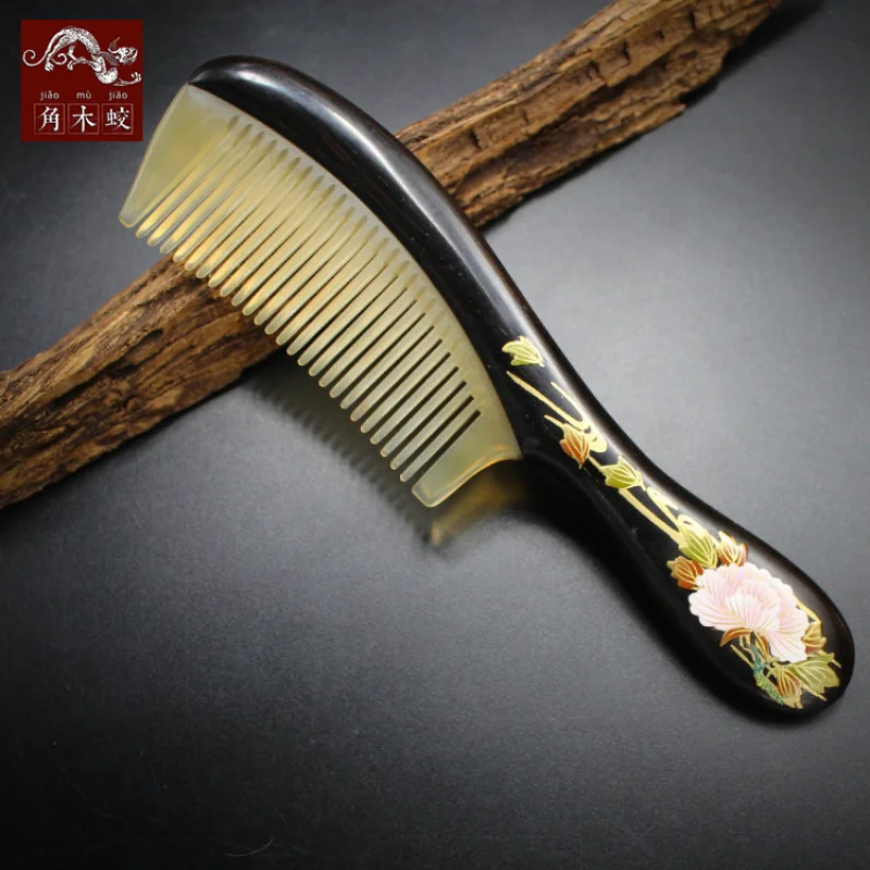 Hornwood, ebony, and blackwood combined with horn , hand-painted lacquer art , exquisite handmade gift comb