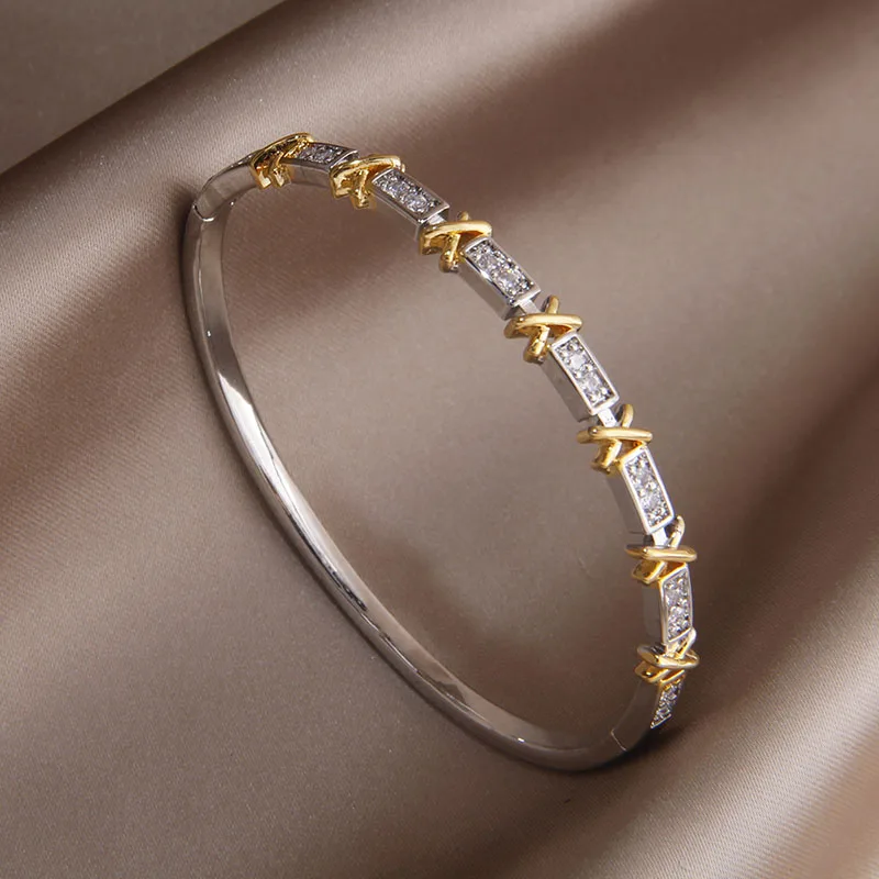 New Sight Classic Luxury Zirconia Cross Charm Bracelets for Women Fashion Brand Jewelry Elegant  Bangle