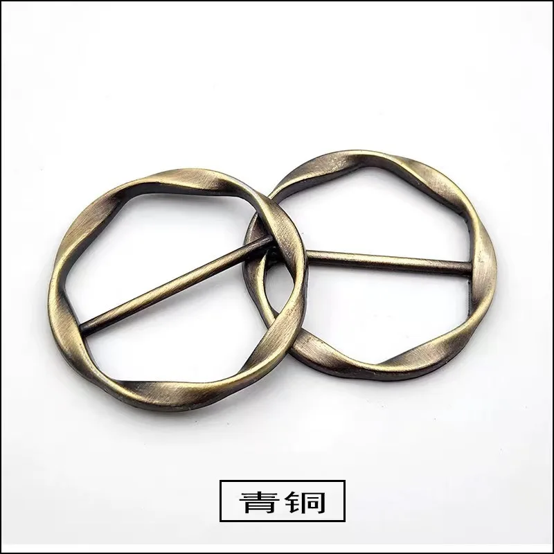 Scarf Ring Clip T-shirt Tie Clips for Women Metal Round Circle Clip Buckle Clothing Wrap Holder Scarf Ring for Neckerchief Shawl