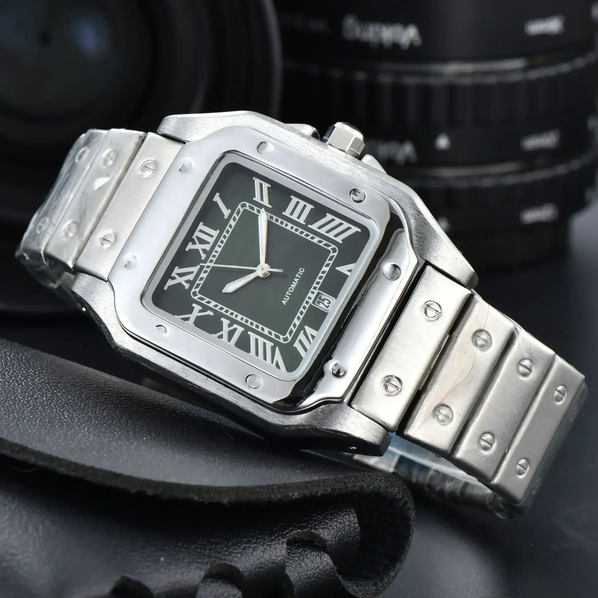 2025 Men's stainless steel square quartz stopwatch features an elegant and generous multi-functional calendar display clock