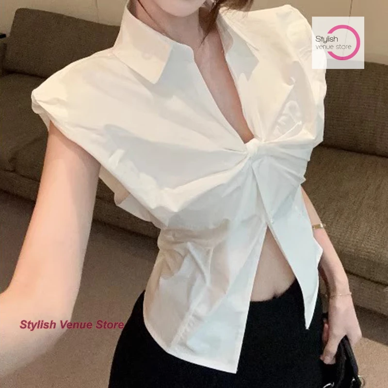 Summer new niche fashion design chic shirt female French high sense retro tank top sleeveless shirt temperament short top.