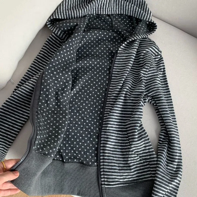 

Винтажная толстовка с полосками и горошком в стиле Харадзюку, эстетика Y2K, женская повседневная облегающая толстовка, уличная одежда 2025, гранж, толстовка на молнии, топы