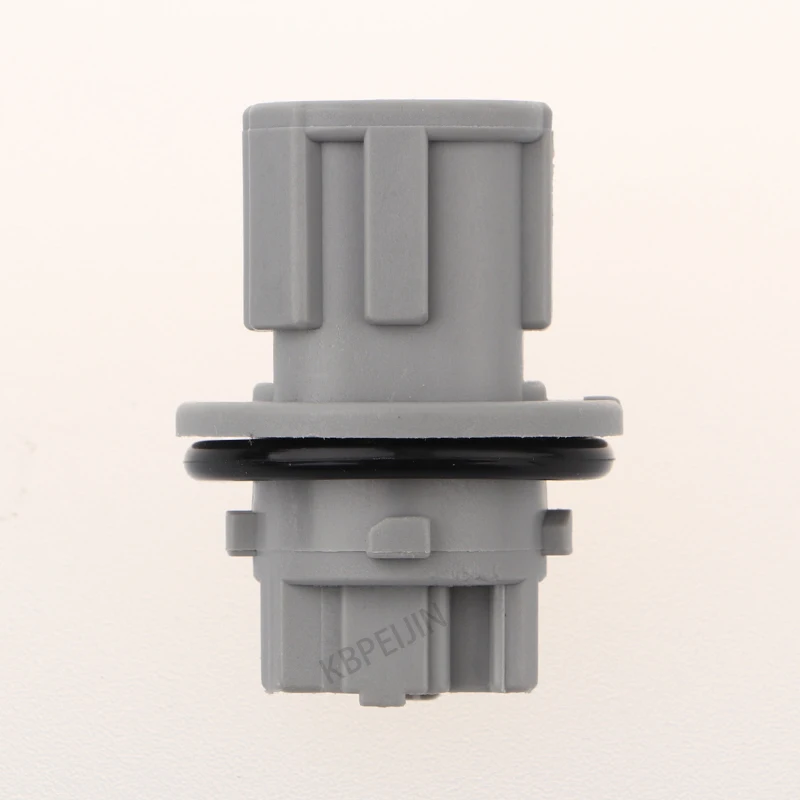 1Pcs Car T20 WY21W Bulb Base Socket For Nissan X-Trail Tiida Sylphy Fog Lights Lamp Holder Accessories