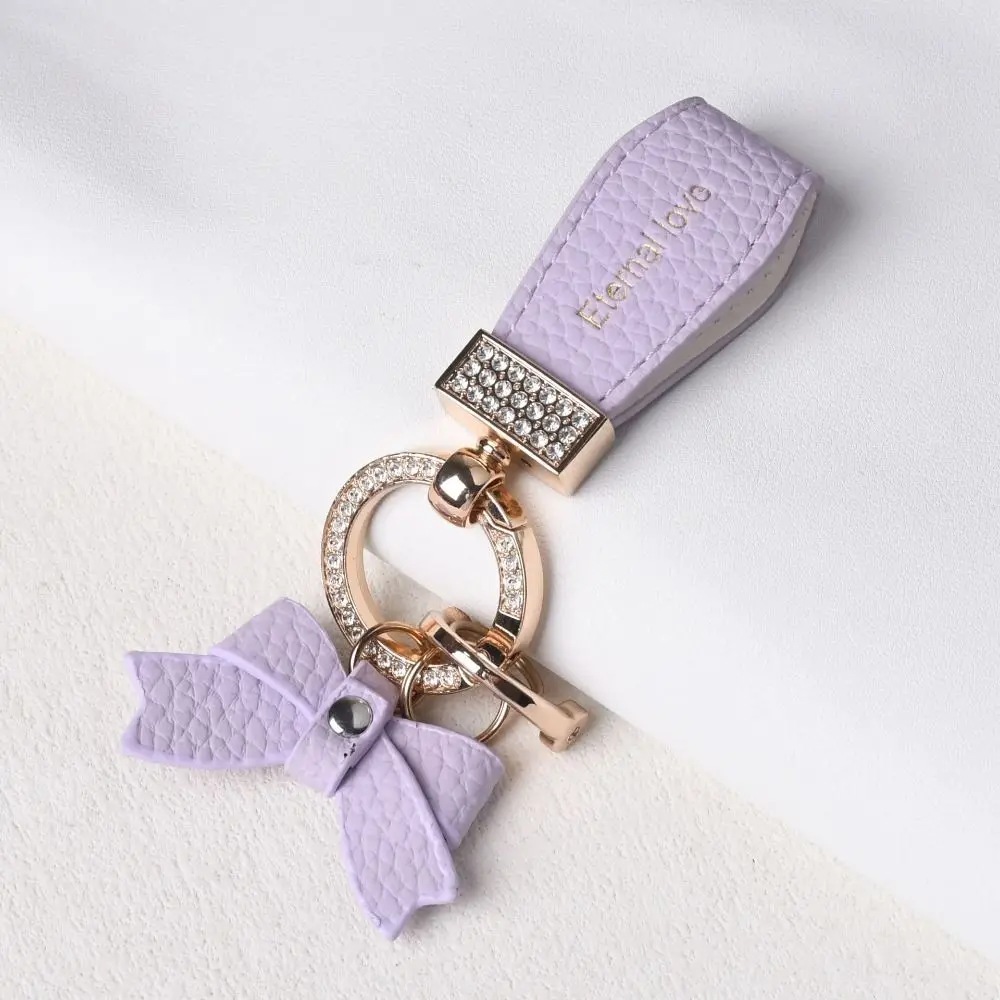 고급 천연 가죽 키홀더 여성 가방 패션 장식 무광 버클 가죽 자동차 키링 가방 참 펜던트