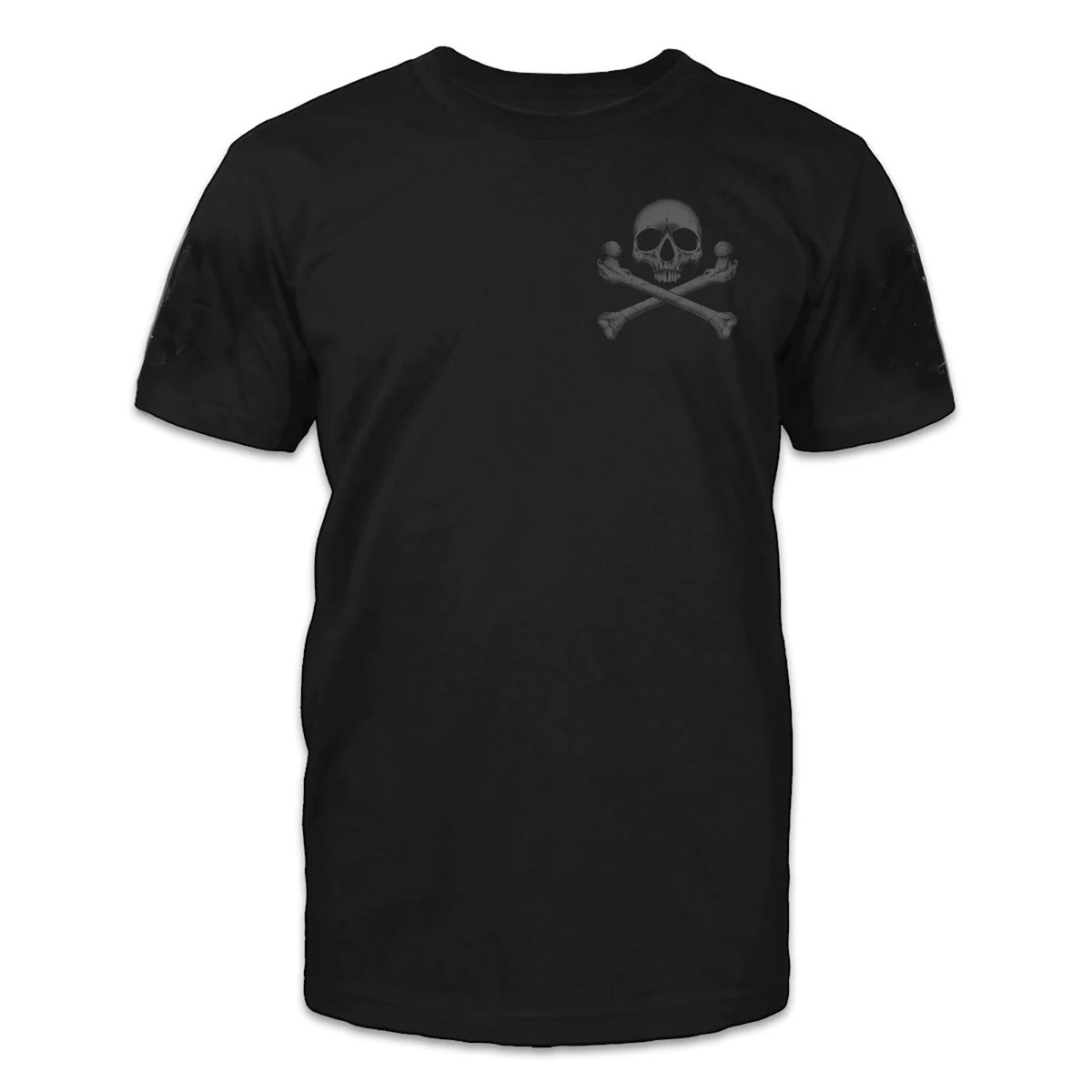 Hoist The Black Flag. The Most Infamous Pirates Blackbeard Skull T-Shirt. Summer Cotton Short Sleeve O-Neck Mens T Shirt New