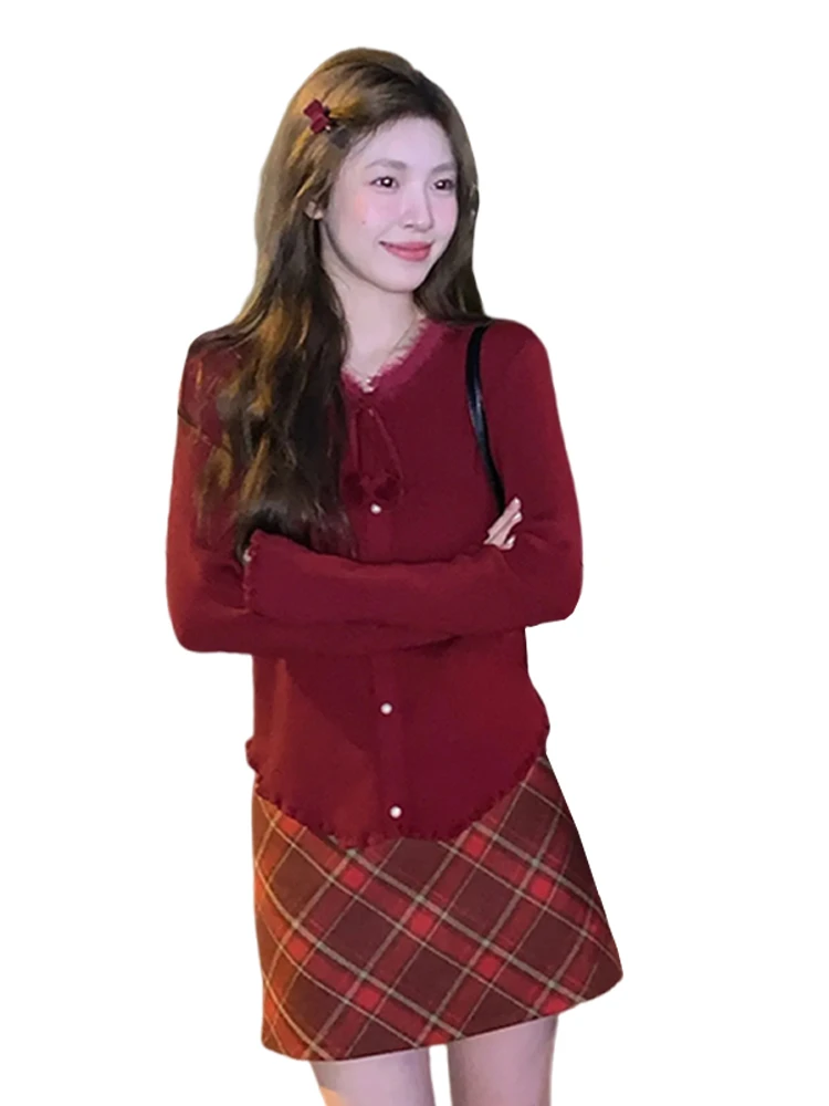 سترة حمراء محبوكة كسول Sle الخريف الشتاء المرأة فضفاضة الداخلية irt Cisas يوم رأس السنة الجديدة مطابقة الحلو Sle فضفاضة تناسب