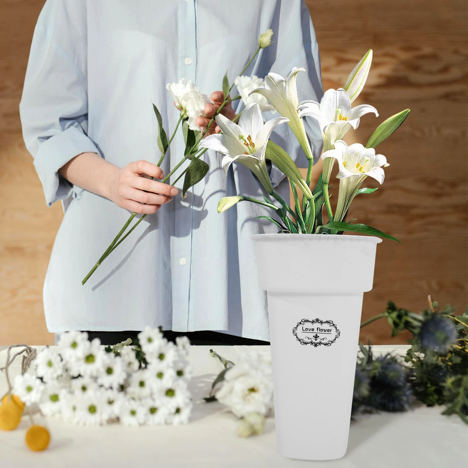 

2 Pcs Wake Bucket White Small Size Decorative Plants Vase Home Balcony Flower Shop Container Plastic Flower Holder