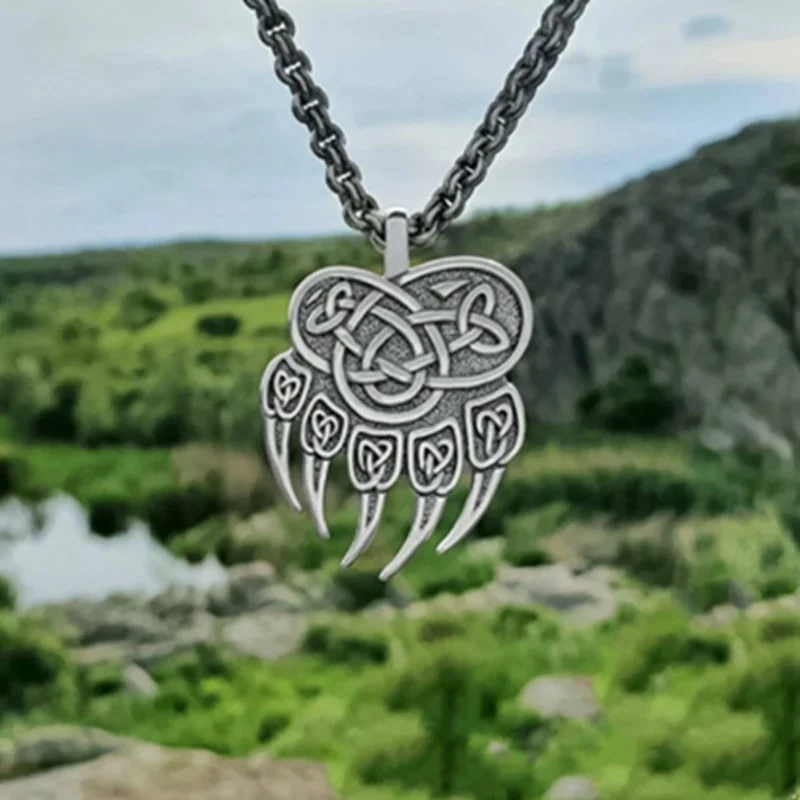 

New Nordic Male Viking Bear Claw Pendant Necklace Vintage Zinc-alloy Punk Jewelry Scandinavian Amulet Necklace