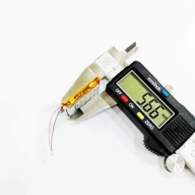 Primary school intelligent positioning telephone watch battery 3.7V small genius mobile phone board general charging polymer lit